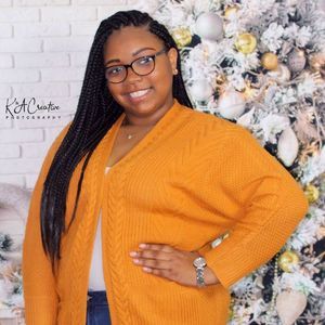 Meet your Posher, Alyssa